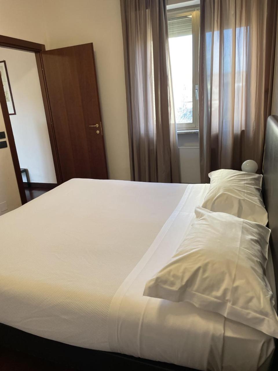 Residence Hotel Torino Uno Turim Quarto foto